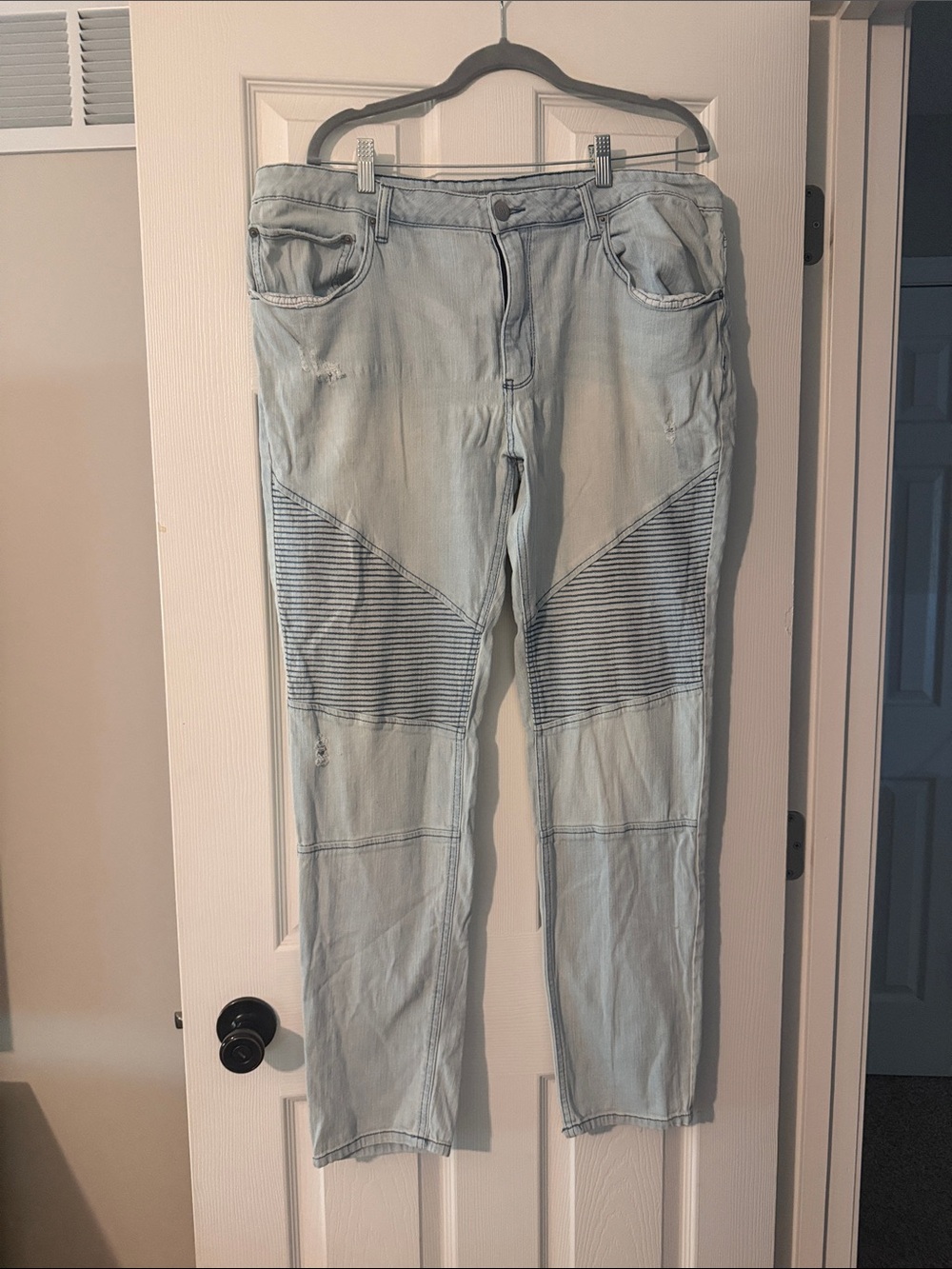 Original Use Light Blue Slim Straight Moto-Panel Jeans